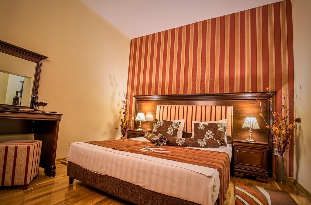Hotel Rina Cerbul Sinaia Exteriér fotografie