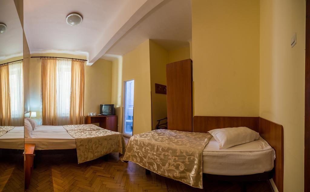 Hotel Rina Cerbul Sinaia Exteriér fotografie