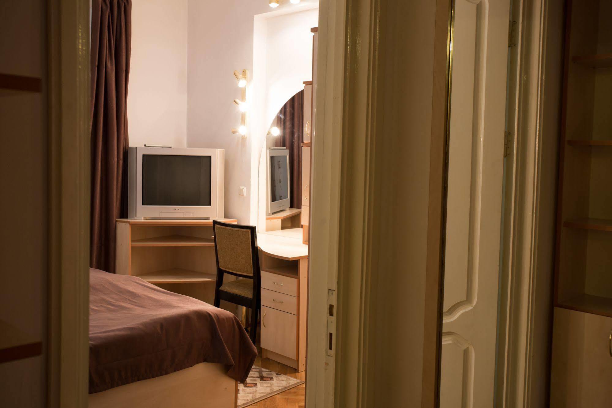 Hotel Rina Cerbul Sinaia Exteriér fotografie